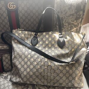 Gucci GG Supreme Bee Tote Bag Black Beige Golden